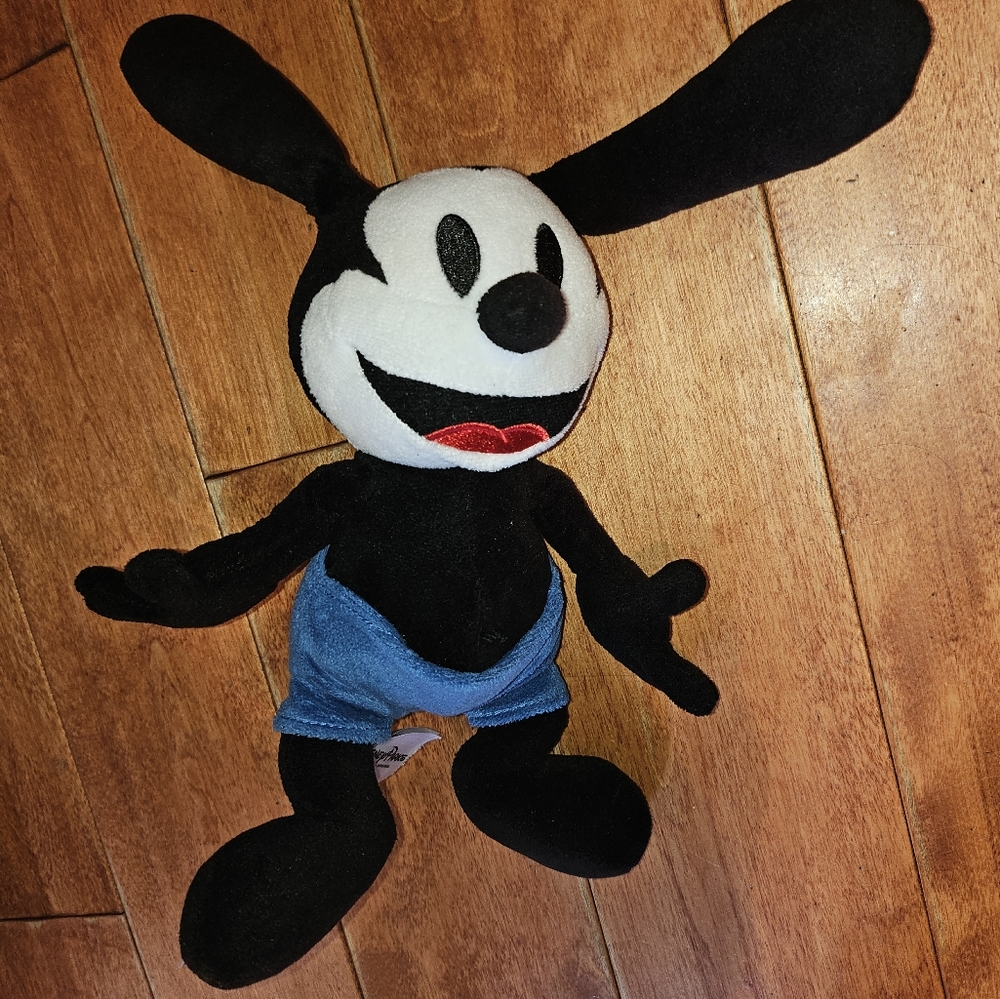 Disney Oswald the Lucky Rabbit 13" Plush Stuffed Animal Park Exclusive